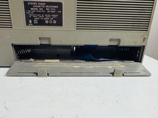 JVC RC-717L Cassette Boombox Radio Vintage