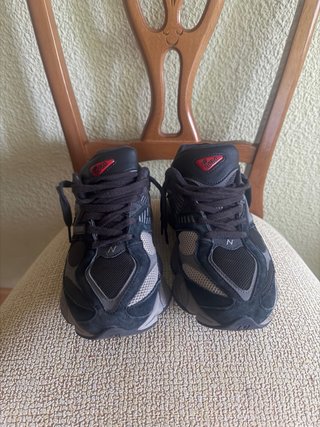 New Balance Talla 40 Negras
