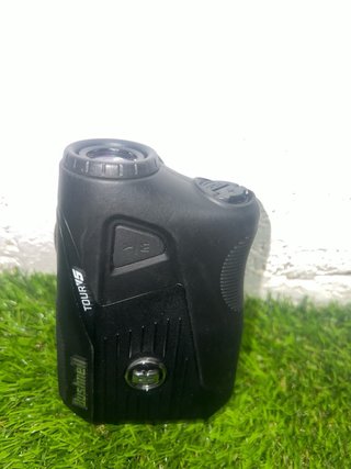 Telémetro Bushnell Tour v5