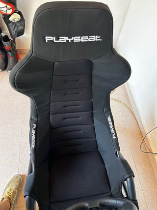Playseat + Logitech G923 + Gafas VR