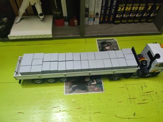 Camión Pegaso con remolque troner 1/43