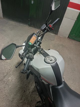 Keeway RKF 125 Euro 5 Blanca y Roja