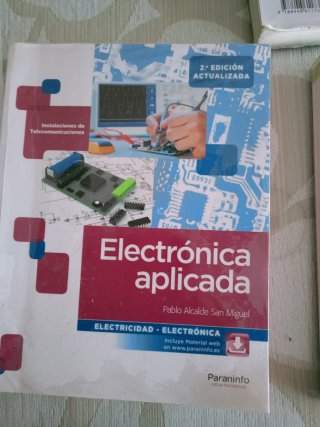 Libros de 1°FP de Telecomunicaciones