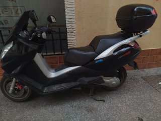 Scooter Peugeot Satelis 125cc Negra Motor perfecto
