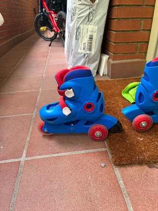 Patines de niño ajustables de 28 a 30