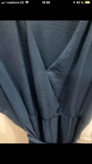 Vestido azul marino con cinturón