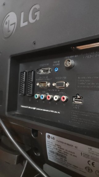 Monitor LG - DTV