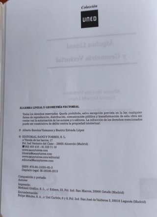 Álgebra Lineal y Geometría Vectorial