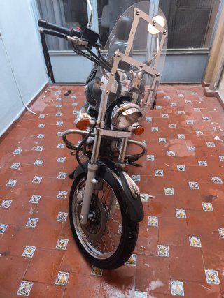 Suzuki Intruder 250cc