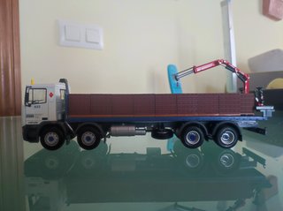 Camión Pegaso Troner 4 ejes 1/43