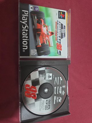 Formula 1 98 PS1 Racing Game