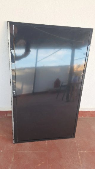 Pantallas y piezas de repuestos para televisores