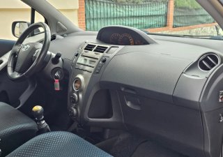 Toyota Yaris 2011