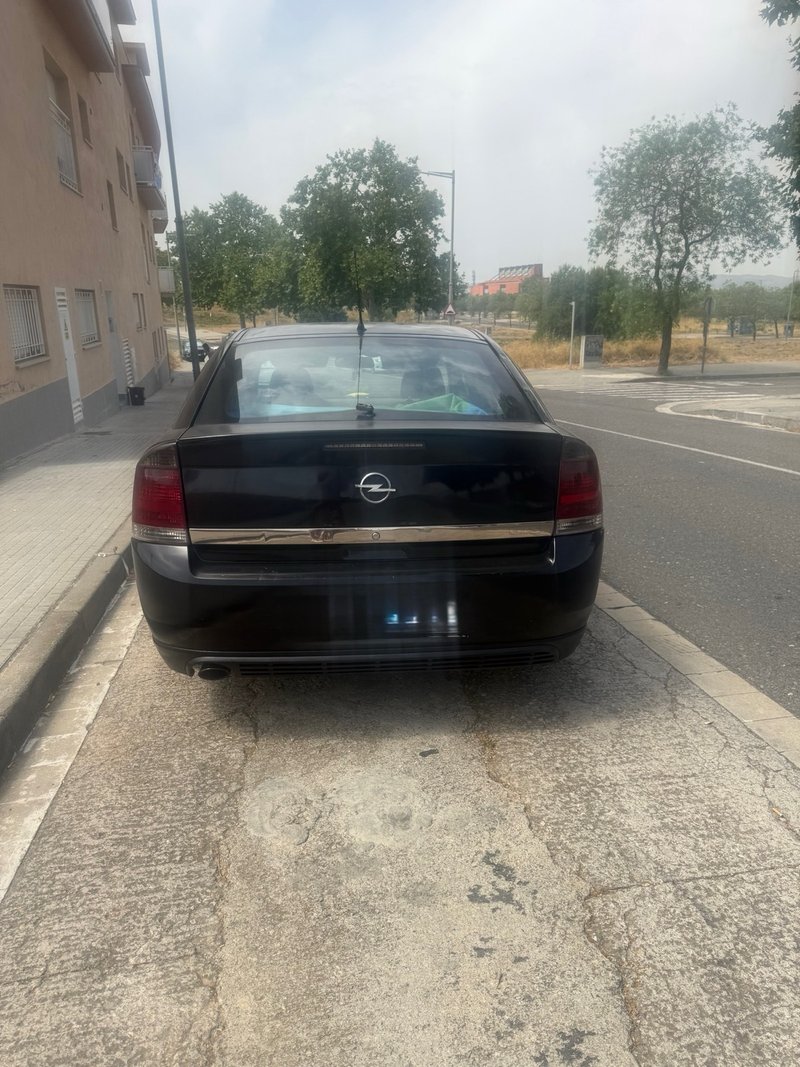 Opel Vectra 2004 - foto 1