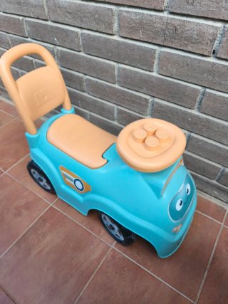 Correpasillos infantil azul y naranja