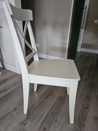 Sillas Blancas IKEA (2 unidades)