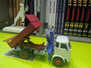 Camión Pegaso 1/43 Volquete 4x4