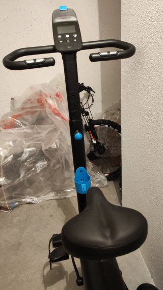 Bicicleta estática negra