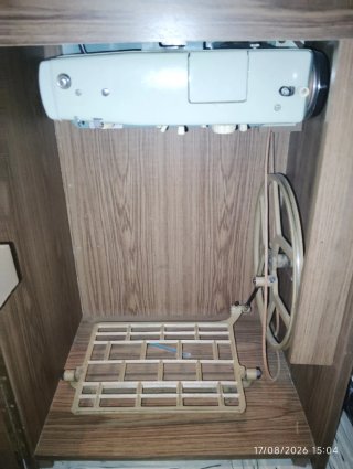 Máquina de coser Alfa eléctrica