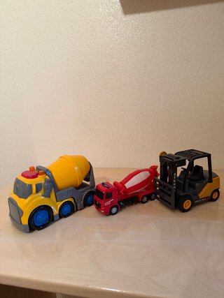 Juego de 3 camiones de juguete