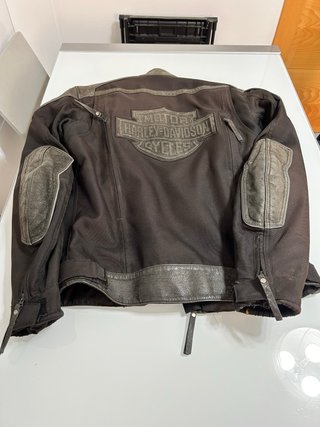 Chaqueta Harley Davidson Talla S en piel y cordura
