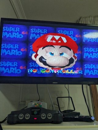 Nintendo 64 PAL + 3 mandos + Super Mario