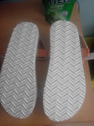 Sandalias Marrones y Blancas Mujer