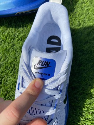 Nike ZoomX Vomero 18 - Azul/Blanco