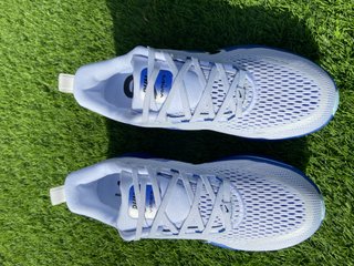 Nike ZoomX Vomero 18 - Azul/Blanco