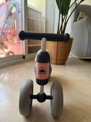 Bicicleta infantil Sawyer rosa