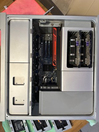 Mac Pro (2007) Apple Plata