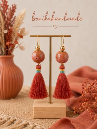 Pendientes largos con borla