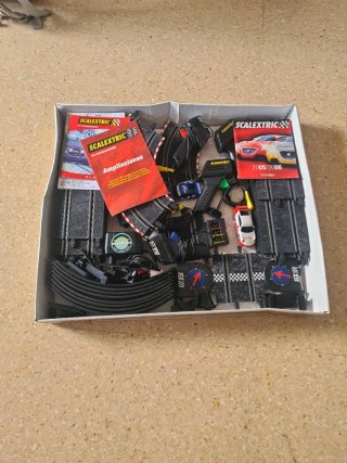 Scalextric Compact Loopinator
