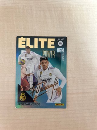 Courtois y Fede Valverde Elite Firmados