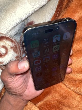 iPhone 14 Pro Dorado