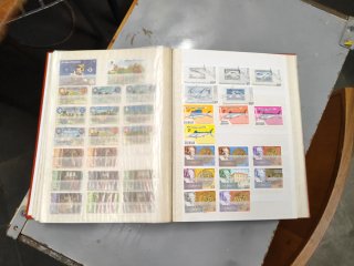 Francobolli Granada Vol. 65