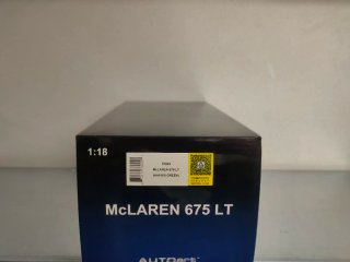 Autoart McLaren 675Lt Verde