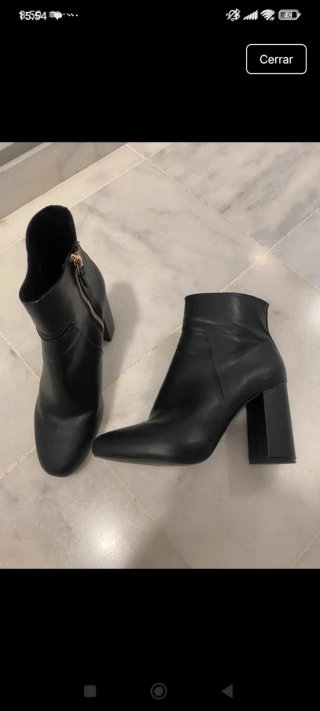 Botines tacón Stradivarius negros
