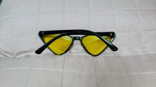 Occhiali da sole cat-eye gialli