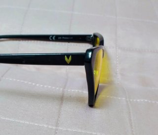 Occhiali da sole cat-eye gialli