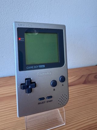 Nintendo Game Boy Pocket Plata (Pantalla Mal)