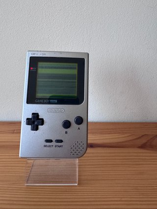 Nintendo Game Boy Pocket Plata (Pantalla Mal)