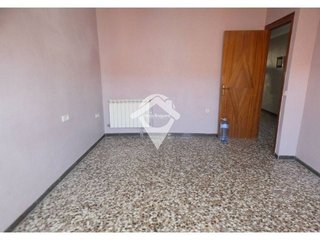 Casa en venta en Les Arenes - La Grípia  Can Montllor en Terrassa