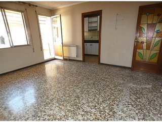 Casa en venta en Les Arenes - La Grípia  Can Montllor en Terrassa