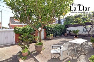 Chalet en venta en Can Bou en Castelldefels