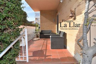 Chalet en venta en Can Bou en Castelldefels