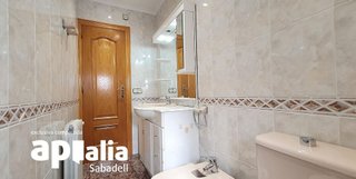 Piso en venta en Creu de Barberà en Sabadell