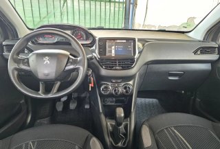 Peugeot 208 2012