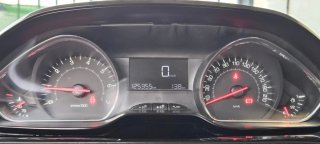 Peugeot 208 2012