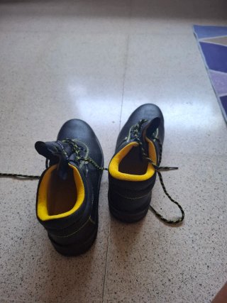 Botas de seguridad Forli negras y amarillas